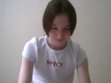 jesusgleen — goal:smile sweetly #teen #18 #natural #skinny #shy [14 tokens remaining]