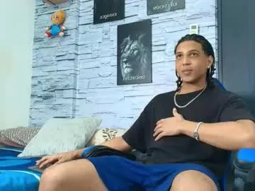 jhay_wheeler777 — show cum  #ebony #bbc #muscle #cum #daddy [1000 tokens remaining]