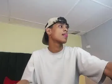 jhos_padill — Hi, I'm Jhos, welcome to my room #18 #bigcock #masturbation #young #ass [1000 tokens remaining]