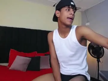 jhos_padill — Hi, I'm Jhos, welcome to my room #18 #bigcock #masturbation #young #ass [1000 tokens remaining]