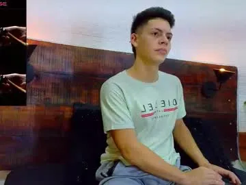 jhosuavega — : take off your shorts [240 tokens remaining] Welcome to my room! #18 #bigcock #tattoo #muscle #new [5 tokens remaining]