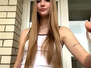 jinnyjaquins — GOAL: show my tongue [33 tokens remaining] Hi everyone my name is Jinny #lovense #shy #18 #young #feet