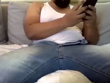 johnd2090 — Johnd2090's room welcome to my room, i woke up horny today and i need some help. I will edging myself, until i cum. If you like the show,tip me please. PM is 5 tkns #edging #uncut #chubby #hairy #new
