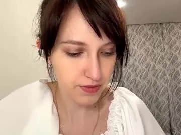 jonihomes — GOAL: Lower my shorts --- Show a basic belly roll [32 tokens left] #new #18 #young #shy #smallboobs