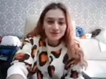 jonimelin — Goal: give a kiss to all your viewers-  I'm Kat, I'm #18 yo and I'm #new here. Glad to see you! #redhead #shy #teen [25 tokens remaining]