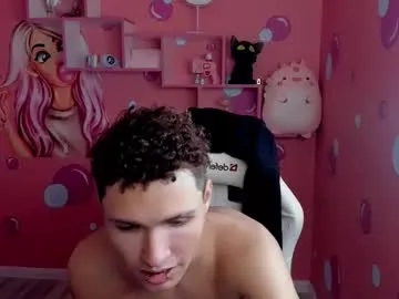 jonny_dark — GOAL: show cum [985 tokens remaining] Welcome to my room! My toy is turned on! Hi ! It's my first time here. Let's play a game. #gay #daddy #pvt #18  #new