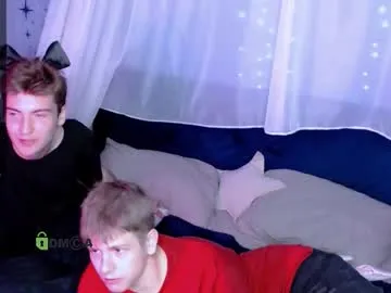 joseph_bear_ — GOAL: show biceps [50 tokens remaining] Welcome to my room! #bigcock #shy #gay #sph #18