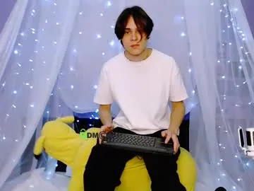 joseph_bear_ — GOAL: Make me happy [20 tokens remaining] Welcome to my room! #bigcock #cum #gay #sph #18