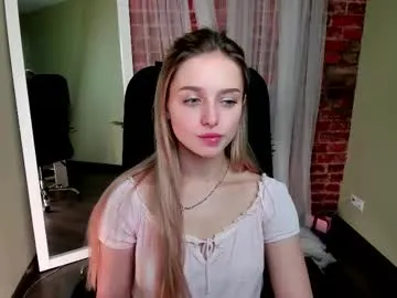 joyce_shinne —  squeeze nipples with moans   #18 #teen #smalltits #shy #new  [285 tokens remaining]