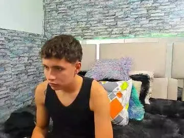 julian_wolf18 — Freechat on Chaturbate