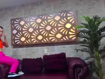 julieta_fit — Show my favorite rutine  [200 tokens left] I am new here, come and train together, it will be a sexy training  #latina #fit #muscle #new #blonde