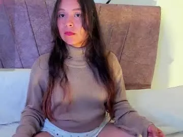 julieta_lein — GOAL: Spank ass [35 tokens remaining] Welcome to my room! #asian #new #latina #bigass #natural