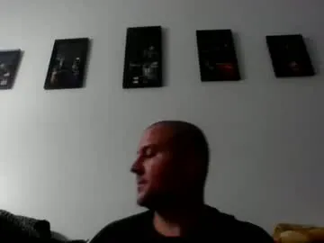 just1more5 — Freechat on Chaturbate