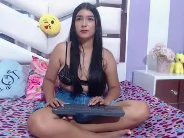 kailyruiz — Remove blouse [50 tokens left] #new #curvy #young #daddy #ebony