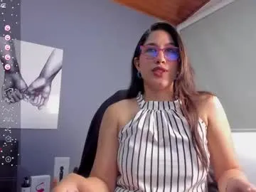karoline21_ —  A sexy latina with daring moves... can you handle my teasing game before I go wild?  - Goal: New Goal #latina #bigass #curvy #brunette #lovense