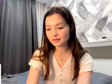 kassandrataulbee — GOAL: take off my shorts [555 tokens remaining] <: I'm Kira, I'm feeling playful today... Join me? #skinny #asian #18 #shy #new