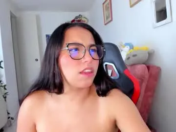 katie_bell_ — Boobs out [65 tokens left] Can u help me make me cum? #bigboobs #glasses #shy #bigtits #lovense