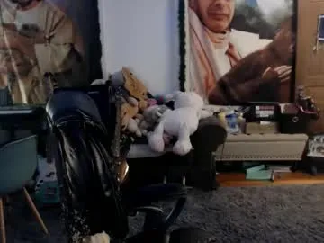katiecutie_5 — its not gay its alt-straight (unless you don't tip then its gay) - Naked at Goal [5000 tokens remaining]