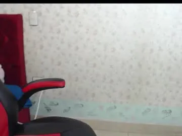 kaylak18x — Lovense on, lets play, and /menu for tipmenu hehehe love you! #lovense #latina #teen  18 #dildo