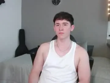 kent_zagann — #lovense #daddy #18 #muscle #german 1000 tokens for cum in public chat