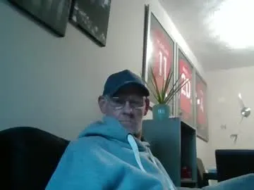 kevlooking4sez — looking for some fun c2c i want to cum for you.