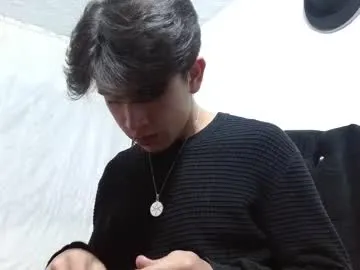 kianryu — Cum show in free secret show with the principals tippers #latino #cum #psychologist #findom #young [1574 tokens remaining]