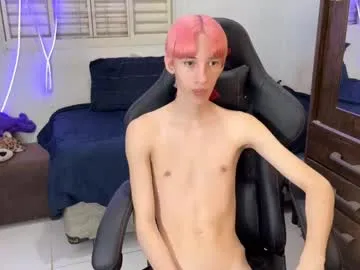 kiantwink — MAKE ME CUM  #18 #bigcock #young #teen #twink [599 tokens remaining]