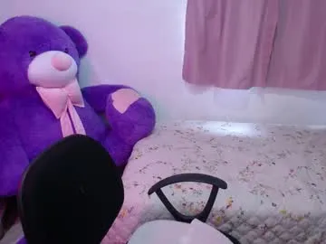 kimberly_slim — blowjob, with bare tits.  [200 tokens remaining]