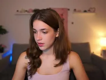 kissiecat — bra off top on [1108 tokens left] #young #shy #pussy #boobs #new