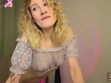 kittywakee — Goal: Shake my boobs   | #new #teen #cute #18 #lovense [0 tokens remaining]