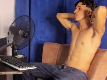 kriss_edwards — body oil   #cum #twink #bigcock #skinny #hairy [59 tokens remaining]