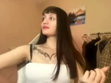 kriss_miss89 — GOAL: lets take my top off! [24 tokens remaining] Hi CB, i am Kris! #18 #shy #teen #skinny #new