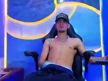 kroddy_jv — Remove all your clothes love [111 tokens remaining] #young #cum #bigcock #furry #feet