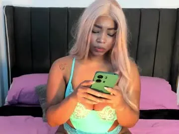 kyliewhiteboobs — GOAL: Sexy dance  [599 tokens remaining] Welcome to my room! #feet #blonde #bigboobs #lovense #new