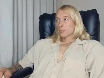 l_adonis_l — cum #flexible #muscle #blonde #young #daddy [1699 tokens remaining]