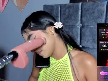 laau_hot1 — fingers  in my pussy r #fuckmachine #new #deepThroat #dirty #latina   [694 tokens remaining]