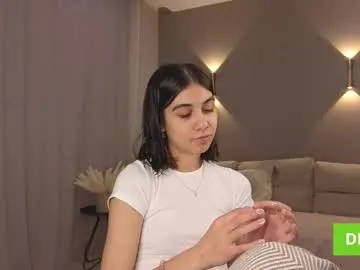 labubaby — GOAL: Let's touch my ass too [101 tokens remaining] My name is Mai, I'm just a new girl here. Help me get comfortable with you #new #teen #natural #18 #shy