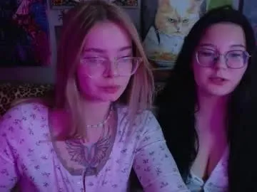lady_lucky_love — SHOW TITS / HANDBOOBS BOTH GIRLS [0 tokens left] #bigboobs #couple #young #lesbian #lovense