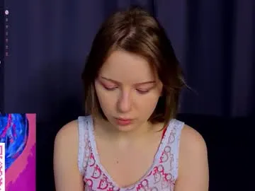 lafeti — GOAL: air kiss for u <3 [22 tokens remaining] Heeeey!Welcome to my room #natural #bigboobs #18 #teen #skinny