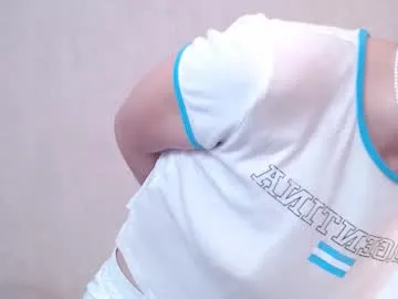 lalisa_meow246 — GOAL: MAKE MY T-SHIRT WET [11 tokens remaining] New girl here! #new #teen #shy #18 #redhead