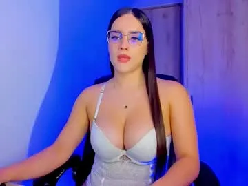 lannasky_1 — Current Goal: show boobs once countdown reaches zero -- Next Goal: oil boobs --    #bigass #bigtits #latina #deepthroat #18