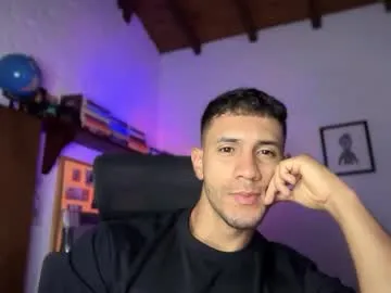 larry_jones — Freechat on Chaturbate