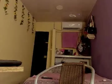 laura_summer — GOAL: flash tits [35 tokens remaining] Welcome to my room! Shhhh I'm in my house and don't live alone #feet #latina #bigass #lovense #anal