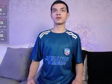 lawford_mike — Show cum #teen #latino #lovense #anal #young [776 tokens remaining]