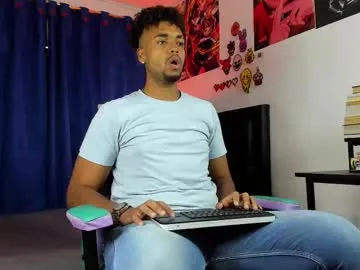 lebron_sullivan — Welcome  to my room! - Goal: Cum show [1000 tokens left] #ebony #bigcock #bbc #lovense #master