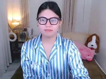 leighcortesi — your goddess is back!!! #asian #cei #bigcock #wifematerial #mistress [996 tokens remaining]