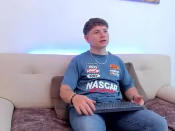 leoo_miller — masturbation for 5 minutes  [55 tokens left] #new #bigcock #young #latino #cum