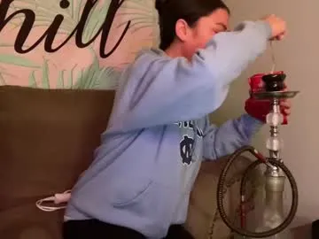 lexilovexhunghandsome — its a vibe #curvy #slut #wife #smoke #c2c  [500 tokens remaining]