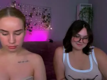 lia_make_love — GOAL: take off bra [1000 tokens remaining] Welcome to my room! #lovense #brunette #18 #teen #nonude