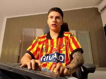 liaamsmiith_ —  21cm cock pumping hard... ready to explode cum all over for you  #cum #monstercock #bigcock #master #young [80 tokens remaining]